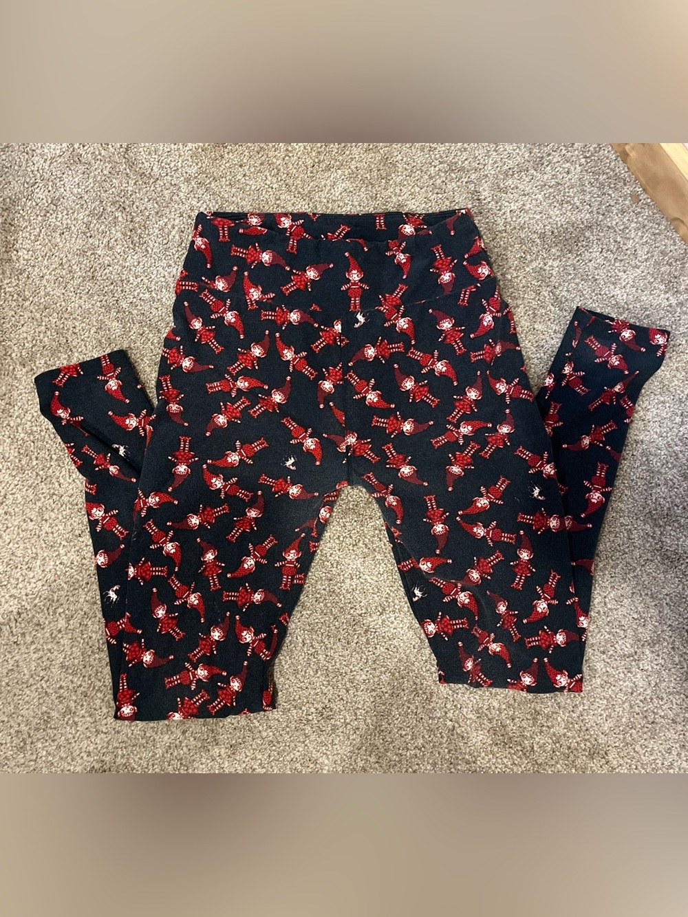 LuLaRoe Black Leggings with Red Elf Print